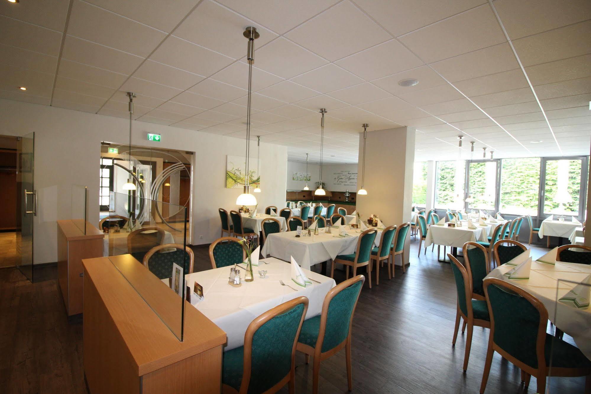Hotel Carstens Bordesholm Exterior foto