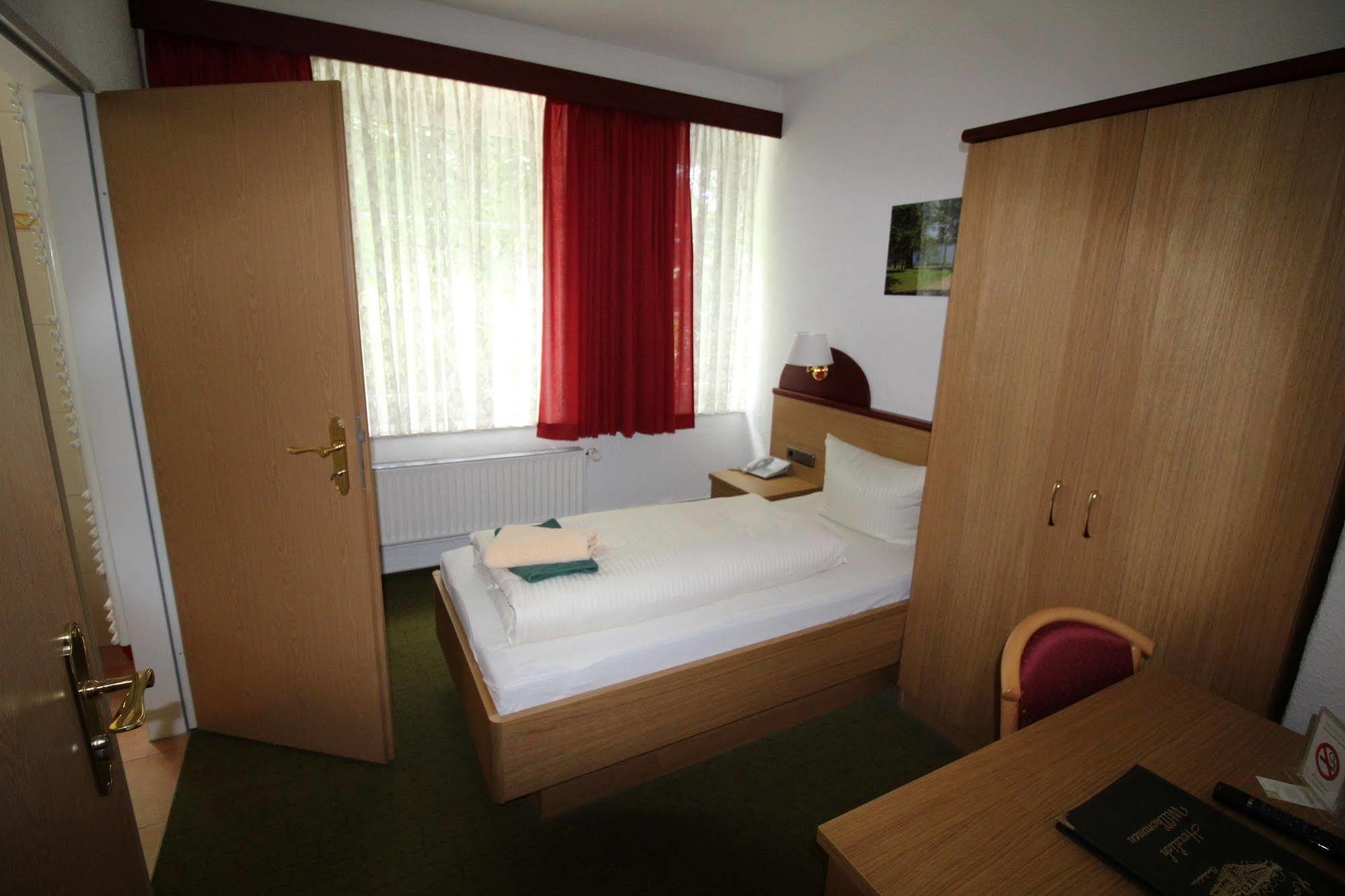 Hotel Carstens Bordesholm Exterior foto